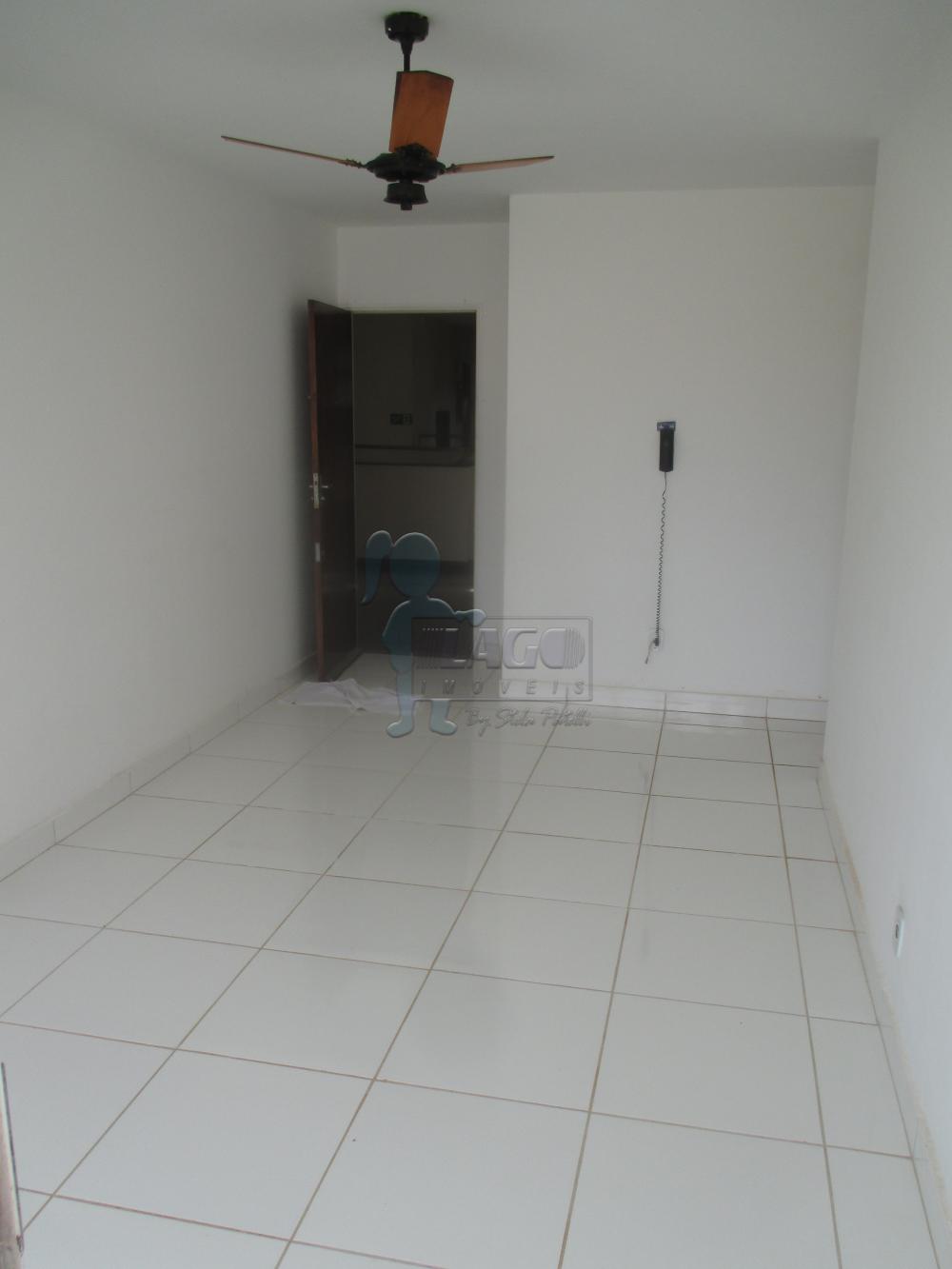 Alugar Apartamentos / Padrão em Ribeirão Preto R$ 1.300,00 - Foto 4