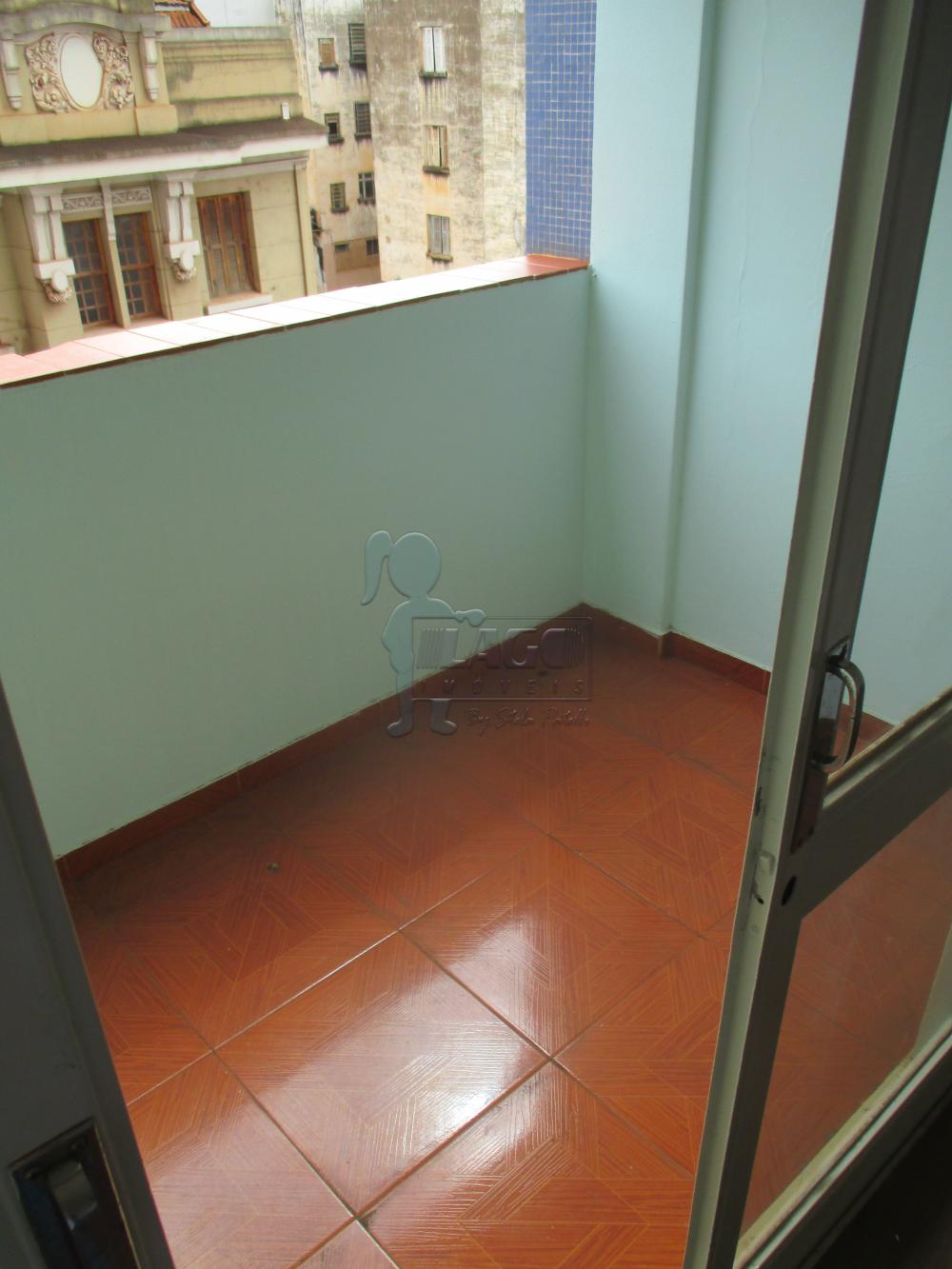 Alugar Apartamentos / Padrão em Ribeirão Preto R$ 1.300,00 - Foto 2