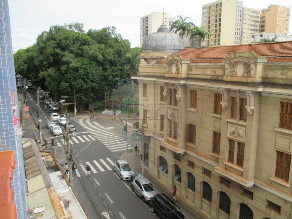 Alugar Apartamentos / Padrão em Ribeirão Preto R$ 1.300,00 - Foto 3