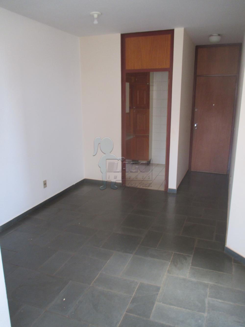 Alugar Apartamentos / Padrão em Ribeirão Preto R$ 950,00 - Foto 2