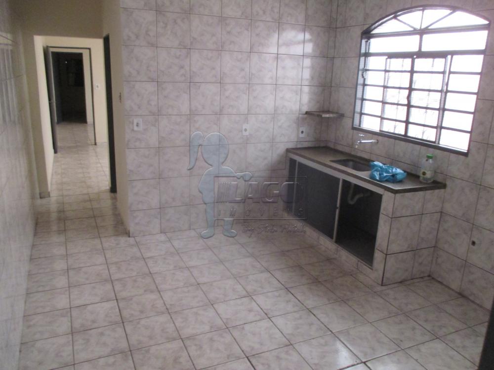 Alugar Casas / Padrão em Ribeirão Preto R$ 1.100,00 - Foto 10