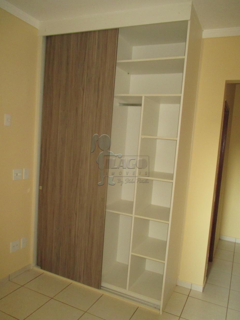 Alugar Apartamentos / Padrão em Ribeirão Preto R$ 1.600,00 - Foto 2