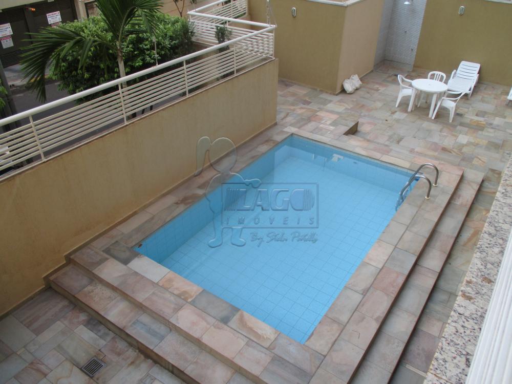 Alugar Apartamentos / Padrão em Ribeirão Preto R$ 1.600,00 - Foto 4