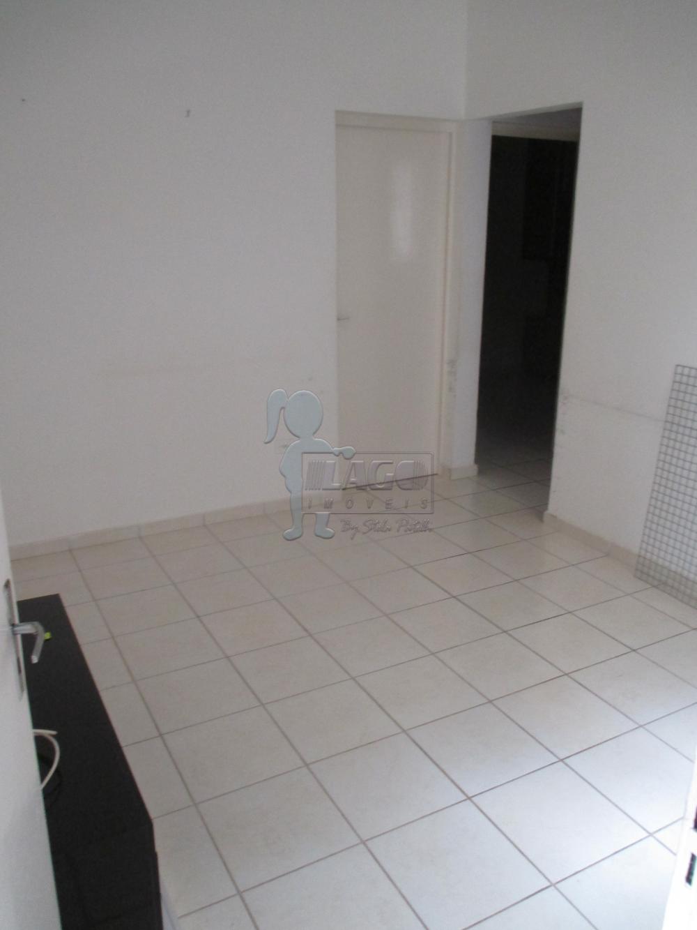 Alugar Apartamentos / Padrão em Ribeirão Preto R$ 650,00 - Foto 1