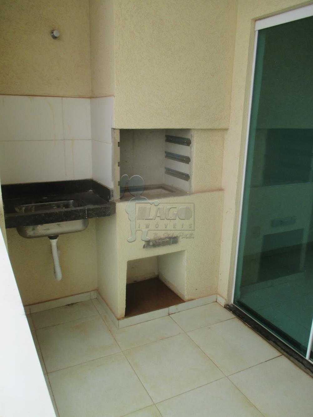 Alugar Apartamentos / Padrão em Ribeirão Preto R$ 1.450,00 - Foto 4