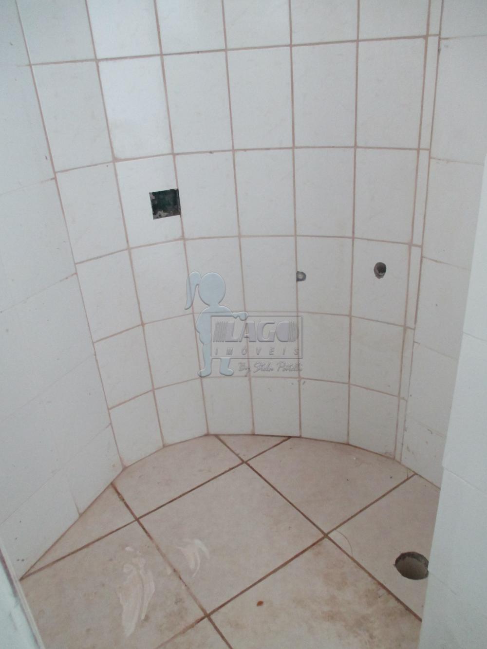 Alugar Apartamentos / Padrão em Ribeirão Preto R$ 1.400,00 - Foto 4