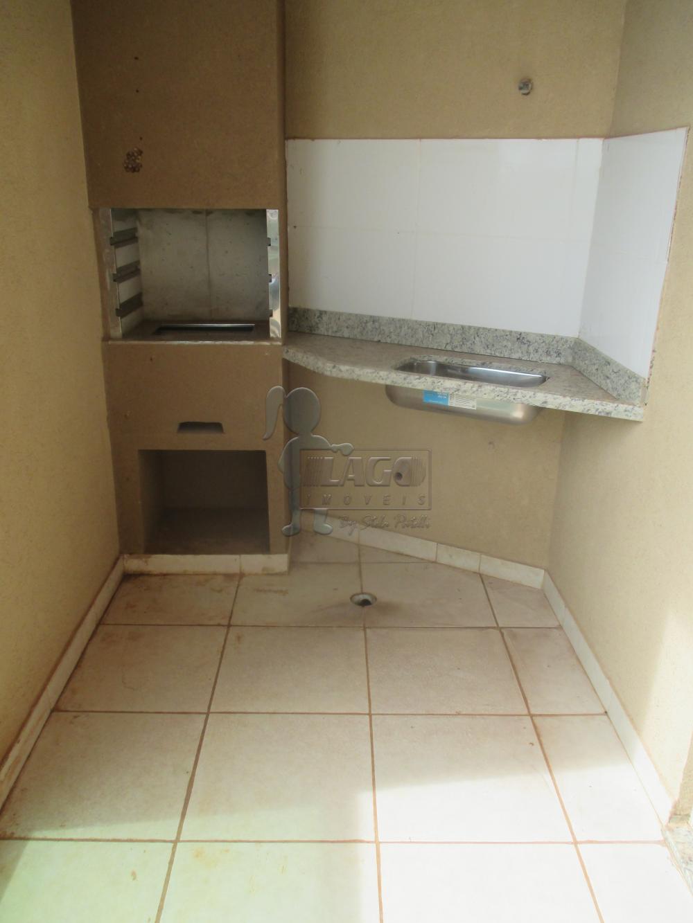 Alugar Apartamentos / Padrão em Ribeirão Preto R$ 1.000,00 - Foto 3