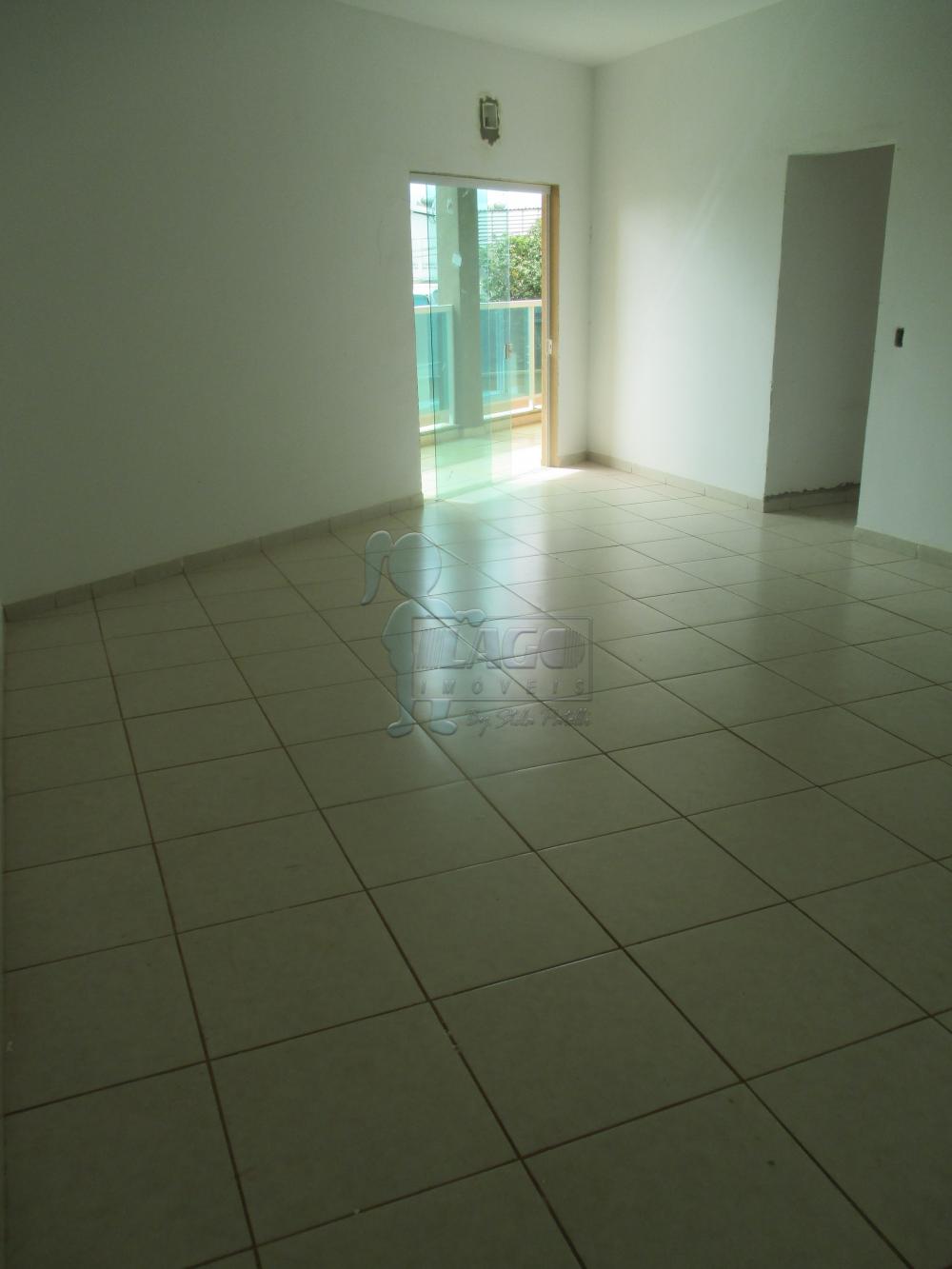 Alugar Apartamentos / Padrão em Ribeirão Preto R$ 1.000,00 - Foto 1