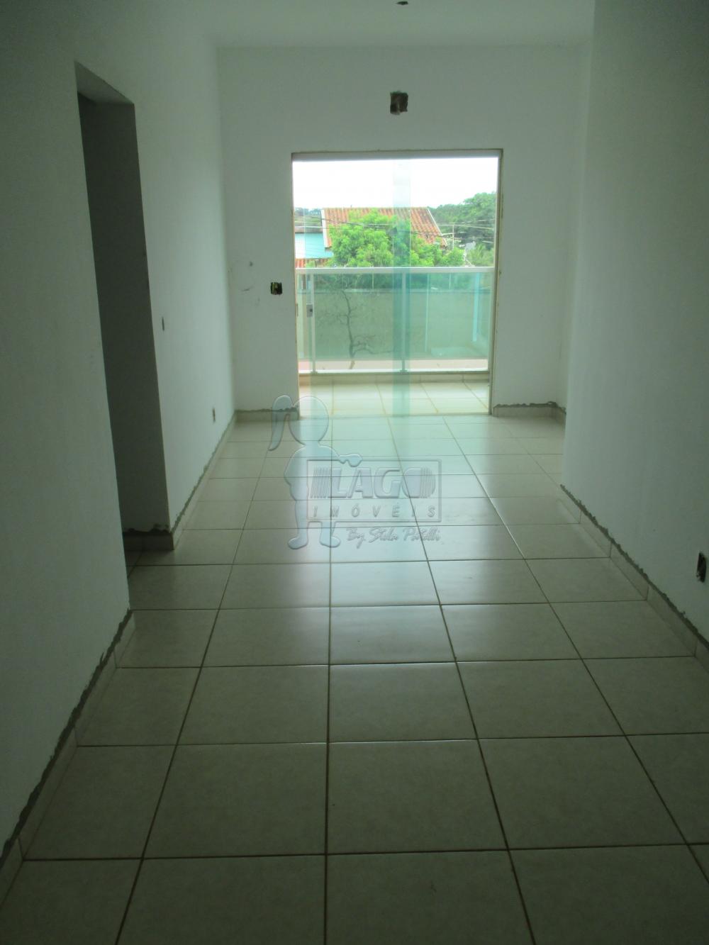 Alugar Apartamentos / Padrão em Ribeirão Preto R$ 1.000,00 - Foto 1