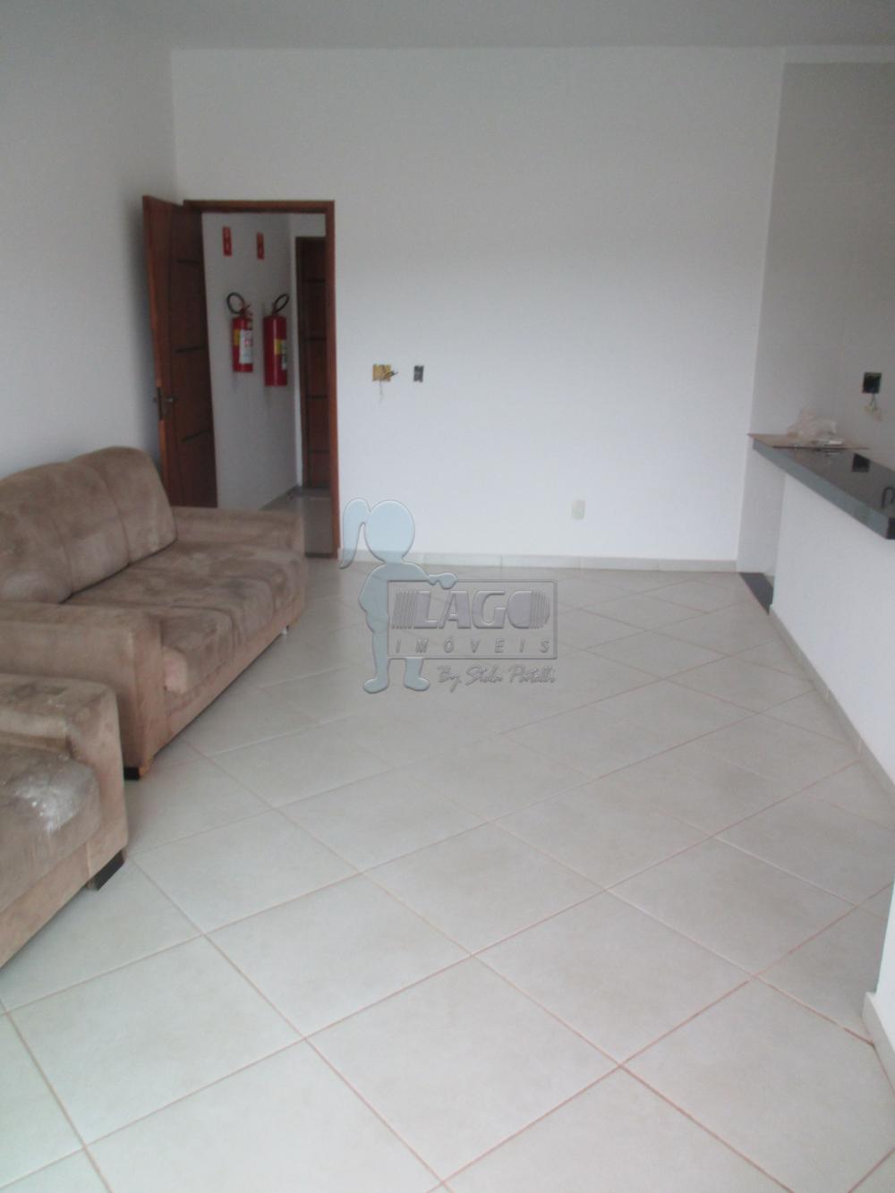 Alugar Apartamentos / Padrão em Ribeirão Preto R$ 1.000,00 - Foto 2