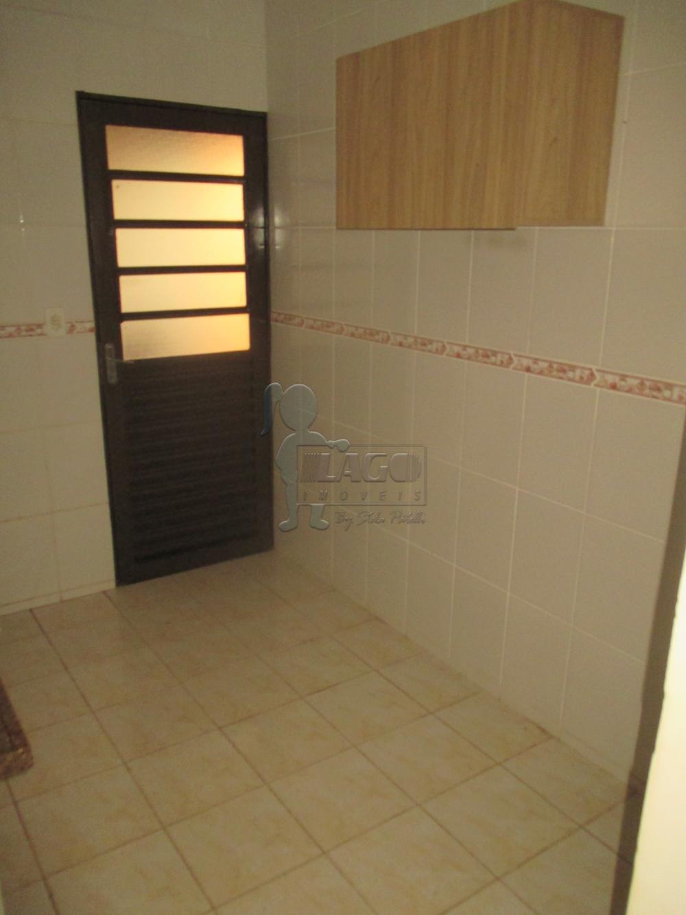 Alugar Casas / Padrão em Ribeirão Preto R$ 1.500,00 - Foto 11