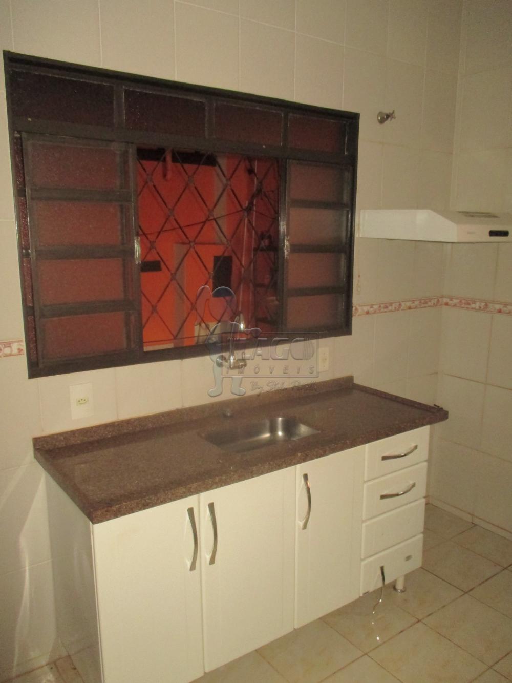 Alugar Casas / Padrão em Ribeirão Preto R$ 1.500,00 - Foto 12