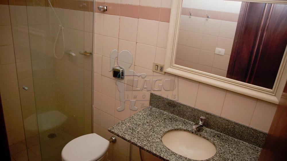 Alugar Apartamentos / Padrão em Ribeirão Preto R$ 900,00 - Foto 4