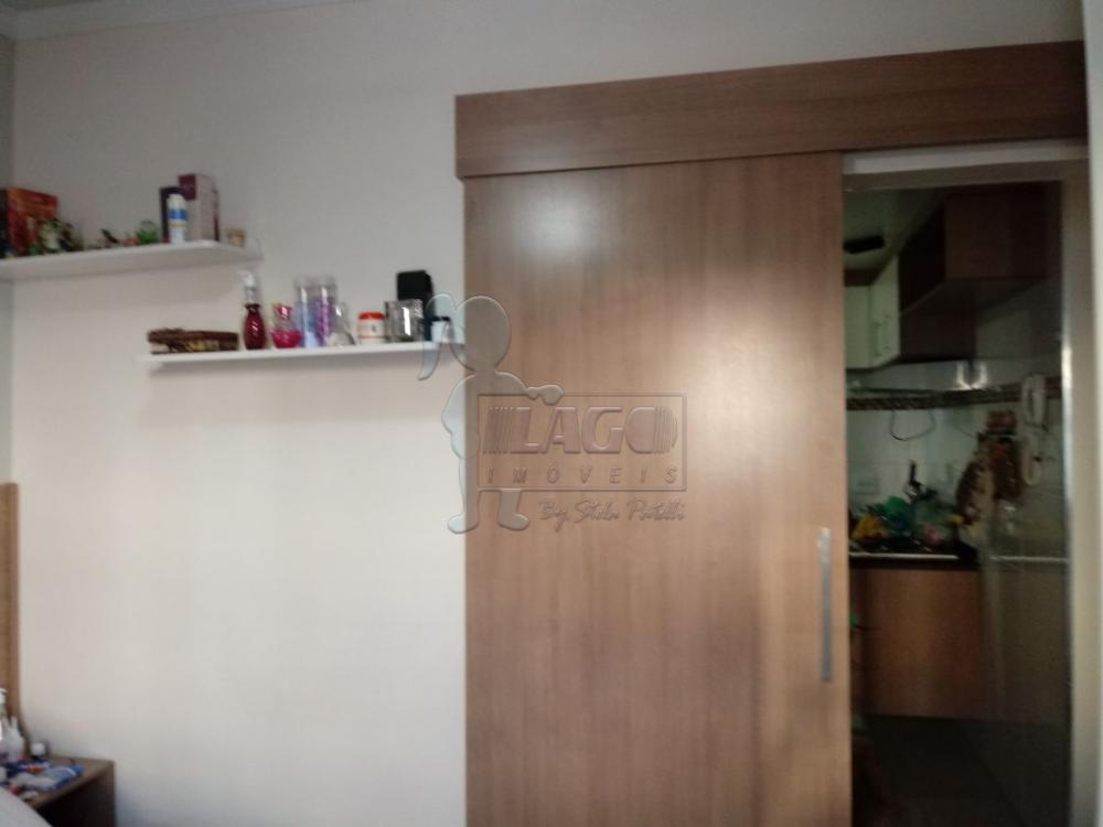 Comprar Apartamentos / Padrão em Ribeirão Preto R$ 160.000,00 - Foto 1