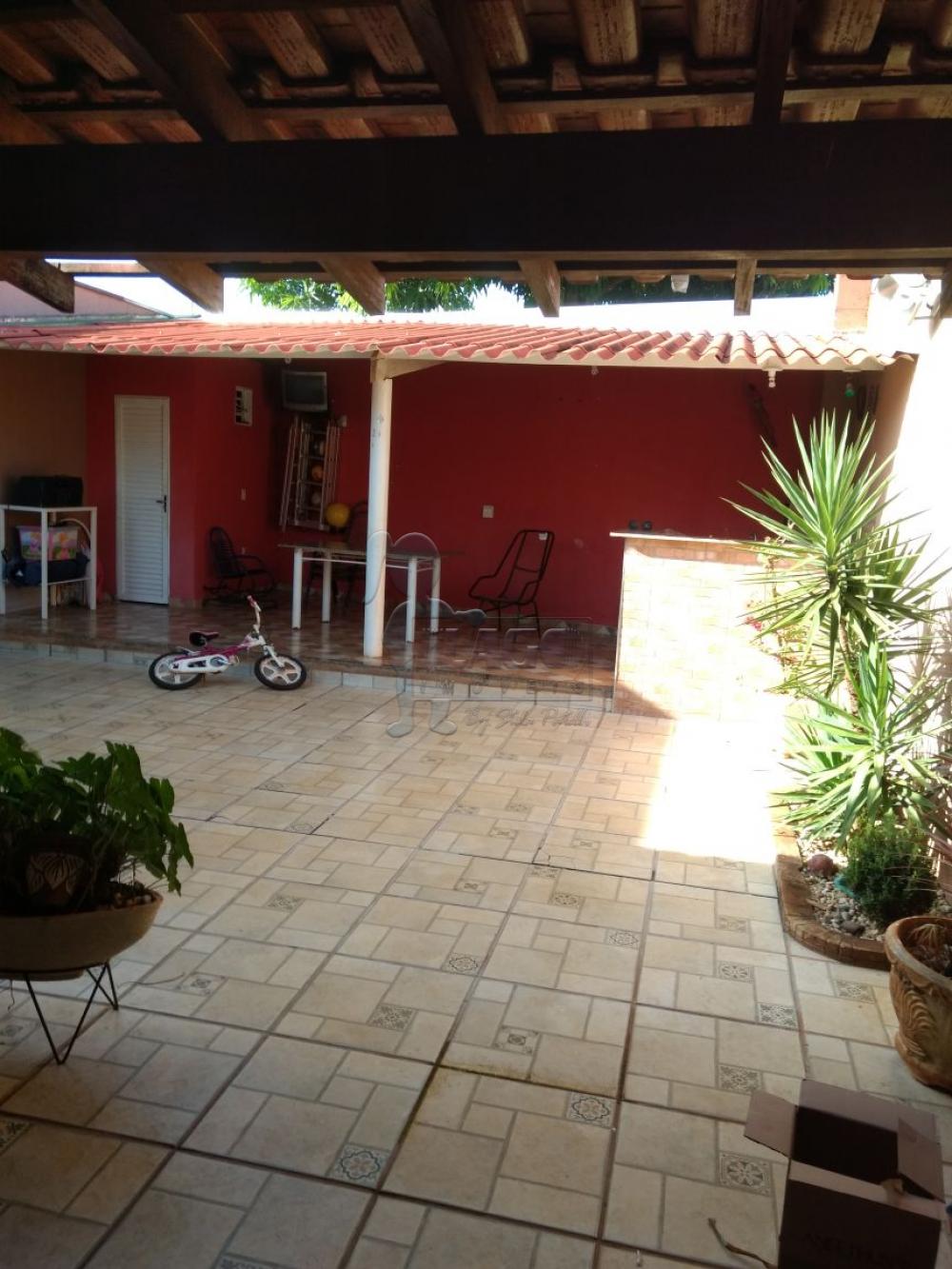 Alugar Casas / Padrão em Ribeirão Preto R$ 1.100,00 - Foto 17
