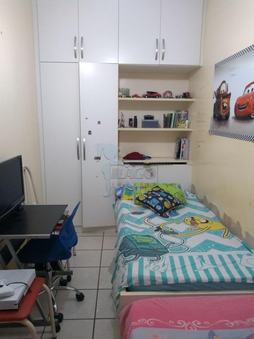 Alugar Casas / Padrão em Ribeirão Preto R$ 1.100,00 - Foto 12