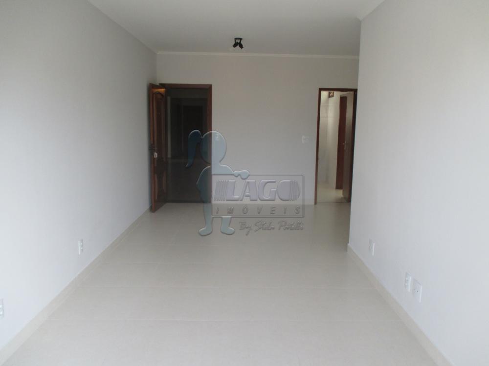 Alugar Apartamentos / Padrão em Ribeirão Preto R$ 1.500,00 - Foto 2