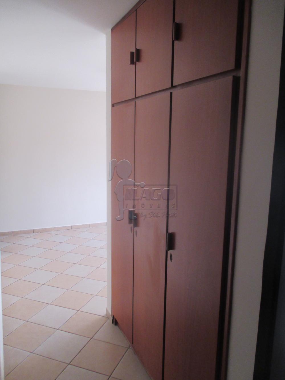 Alugar Apartamentos / Padrão em Ribeirão Preto R$ 800,00 - Foto 8