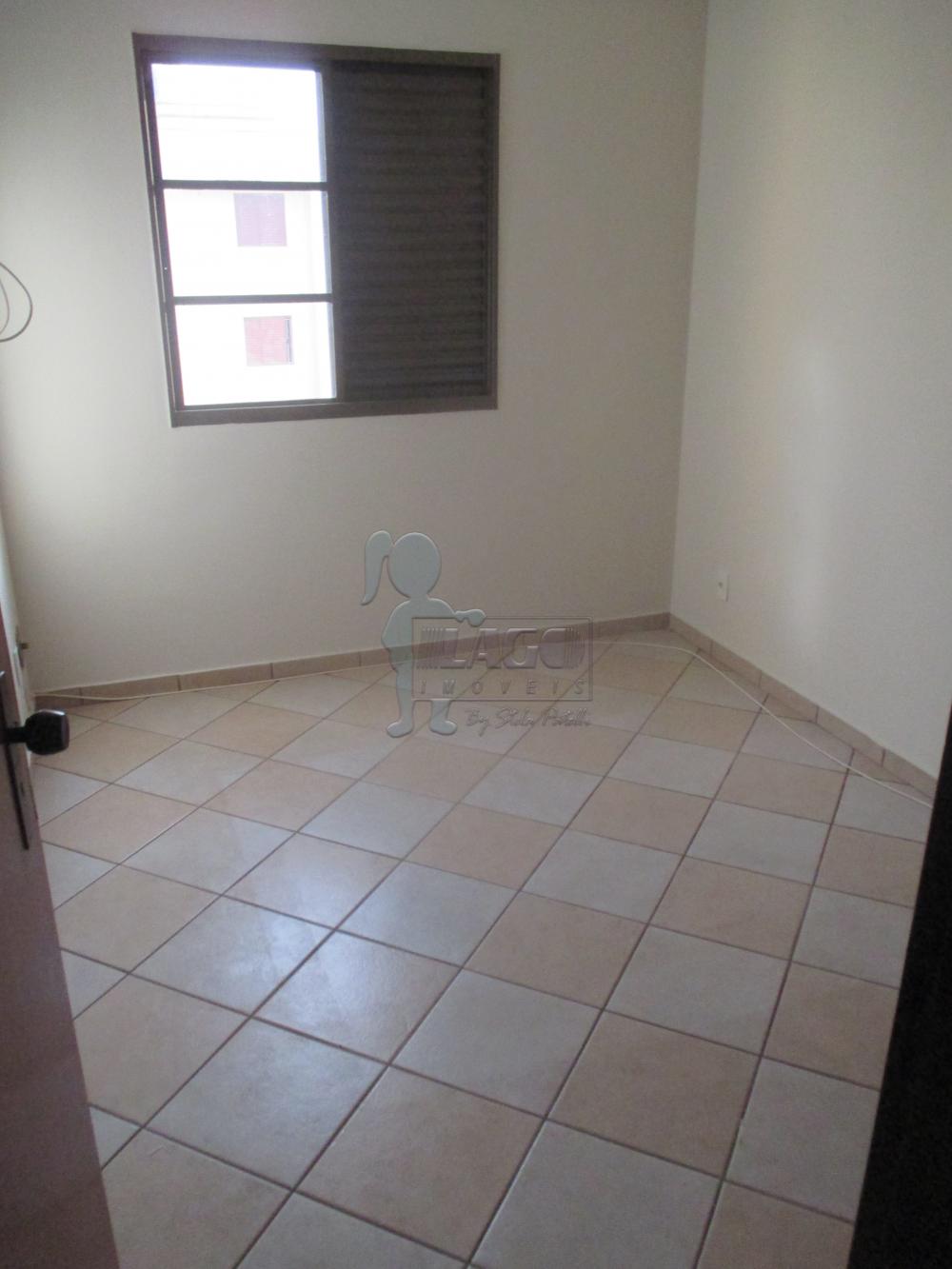 Alugar Apartamentos / Padrão em Ribeirão Preto R$ 800,00 - Foto 3