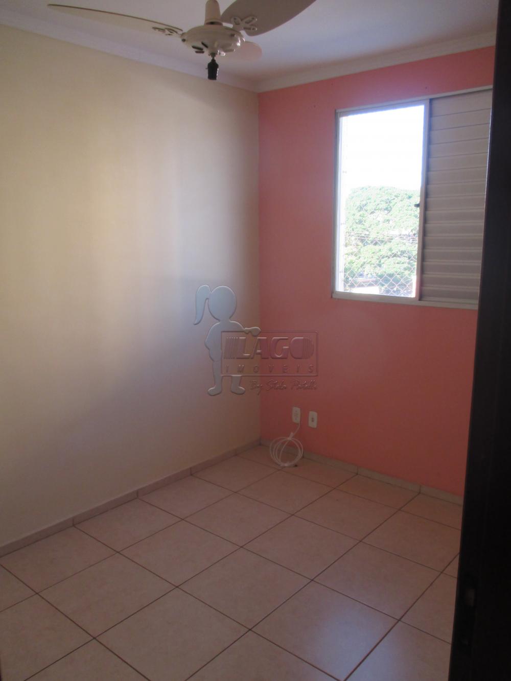 Alugar Apartamentos / Padrão em Ribeirão Preto R$ 1.100,00 - Foto 4