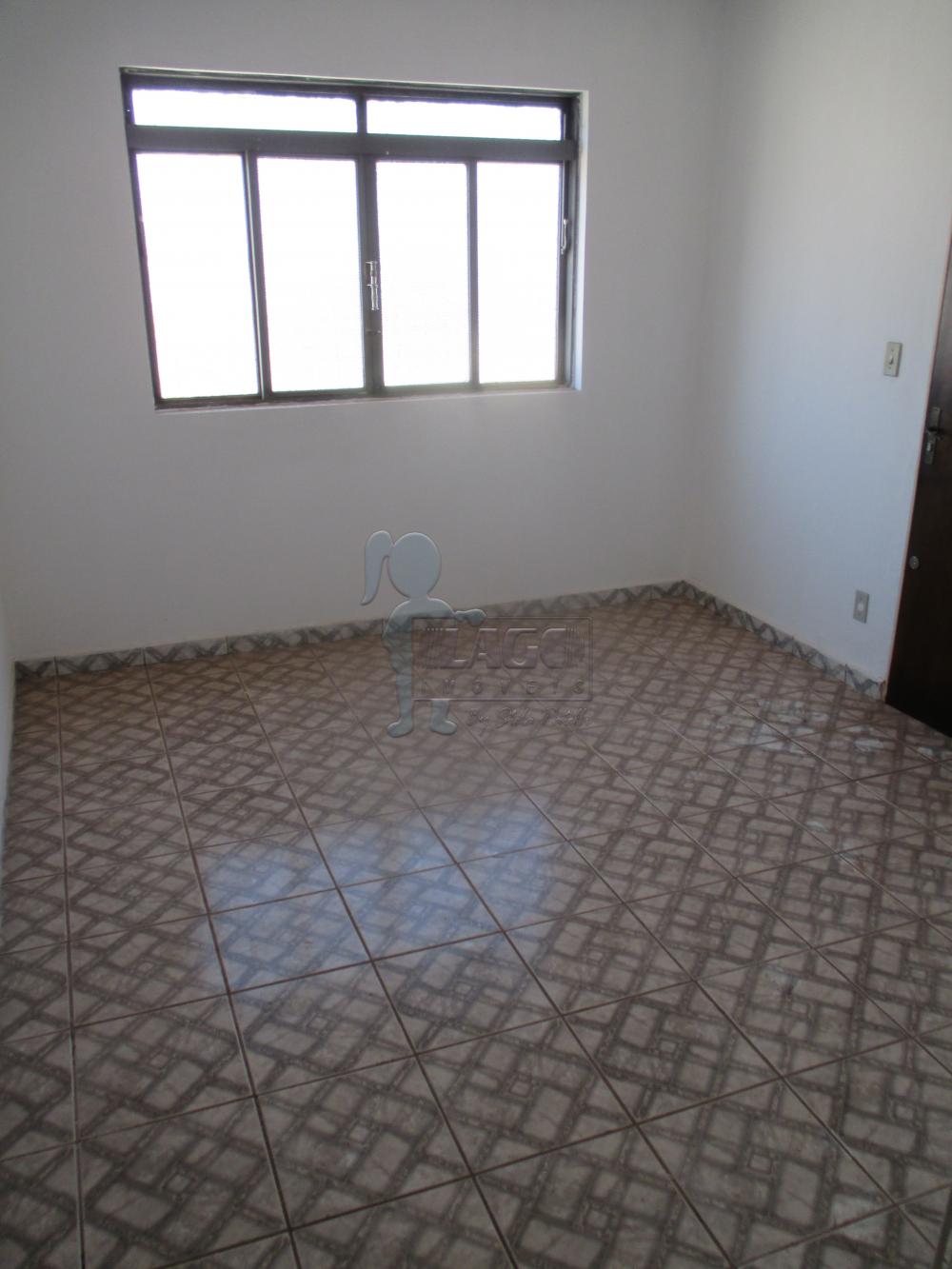 Alugar Apartamentos / Padrão em Ribeirão Preto R$ 600,00 - Foto 1