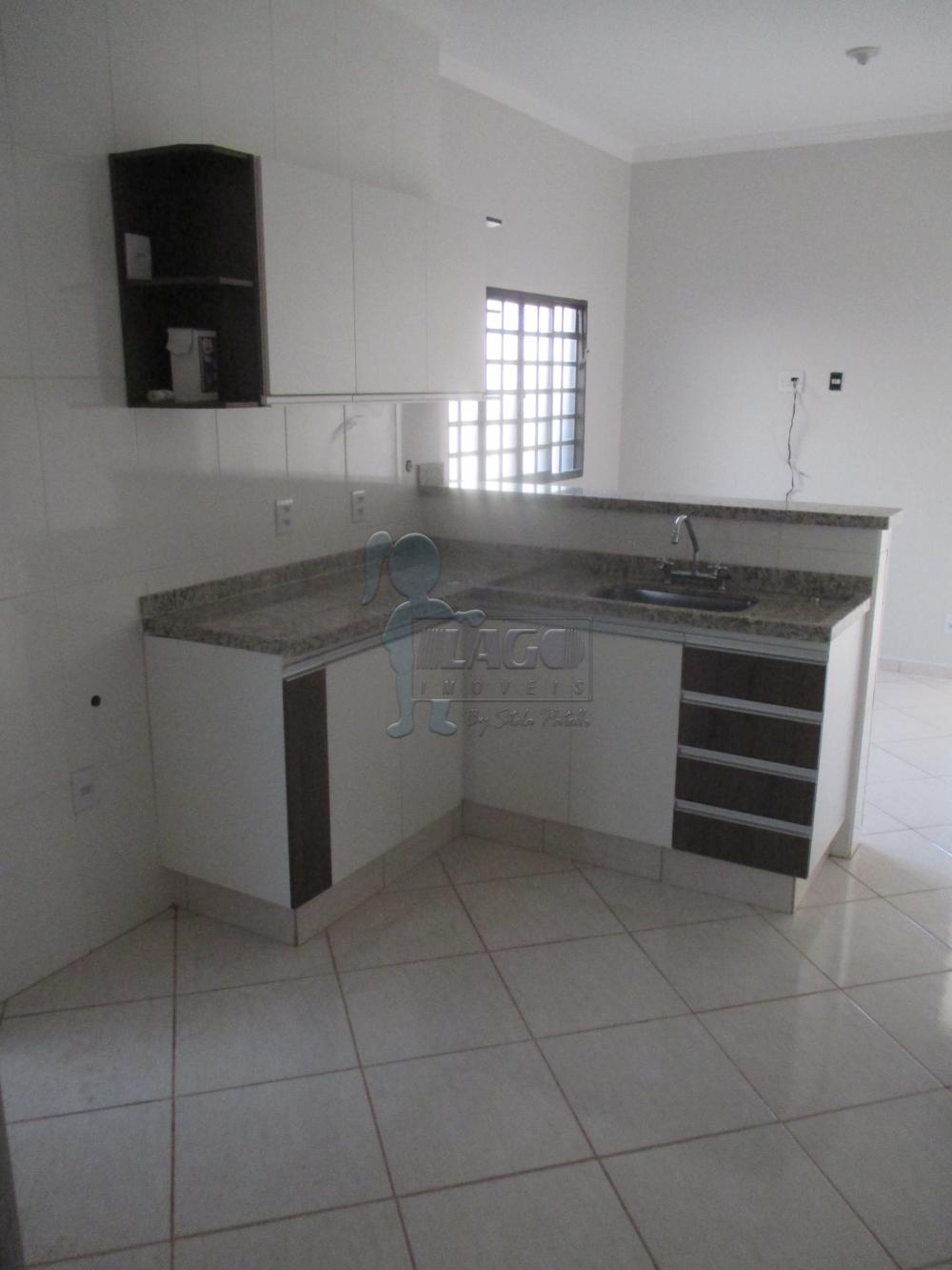 Alugar Casa / Padrão em Ribeirão Preto R$ 1.200,00 - Foto 6