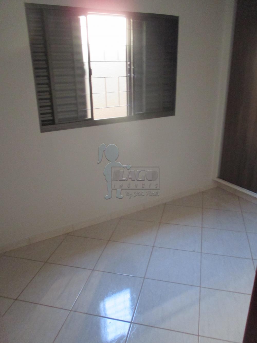 Alugar Casa / Padrão em Ribeirão Preto R$ 1.200,00 - Foto 9