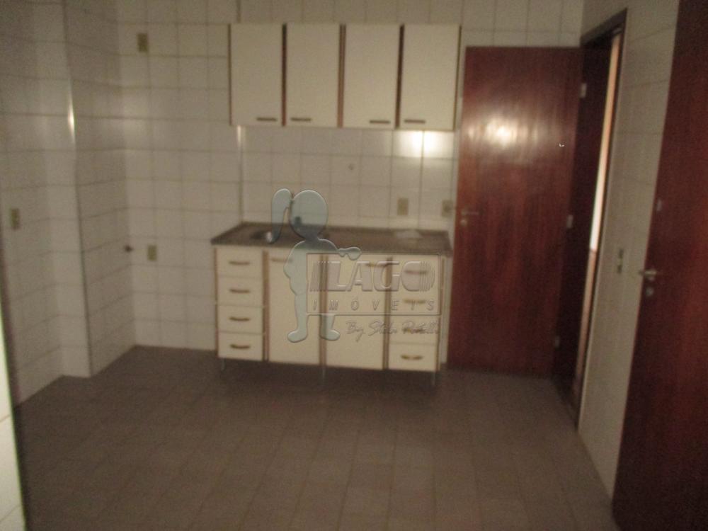 Alugar Apartamentos / Padrão em Ribeirão Preto R$ 1.200,00 - Foto 4