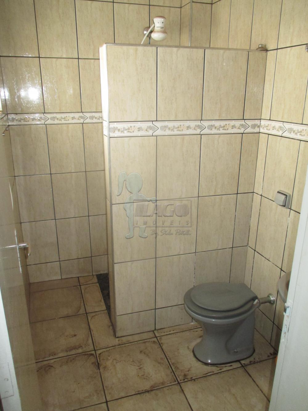 Alugar Apartamentos / Padrão em Ribeirão Preto R$ 600,00 - Foto 4