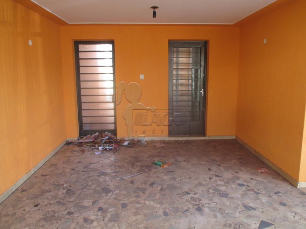 Alugar Casas / Padrão em Ribeirão Preto R$ 1.500,00 - Foto 2