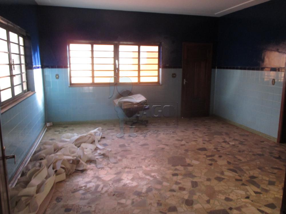 Alugar Casas / Padrão em Ribeirão Preto R$ 1.500,00 - Foto 4