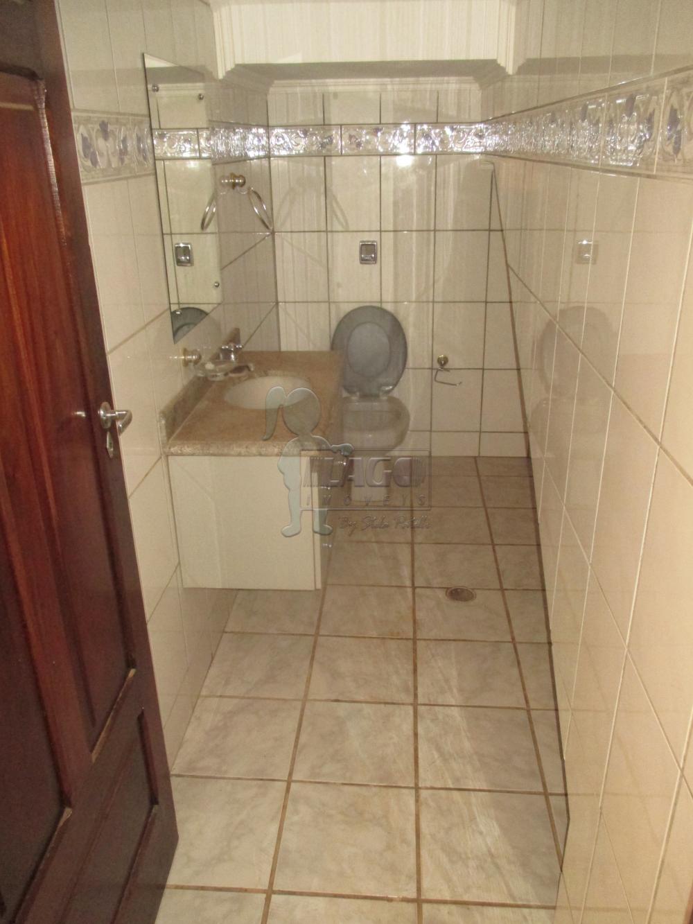 Alugar Casas / Padrão em Ribeirão Preto R$ 1.500,00 - Foto 7