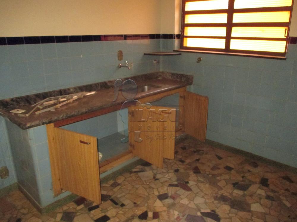 Alugar Casas / Padrão em Ribeirão Preto R$ 1.500,00 - Foto 9