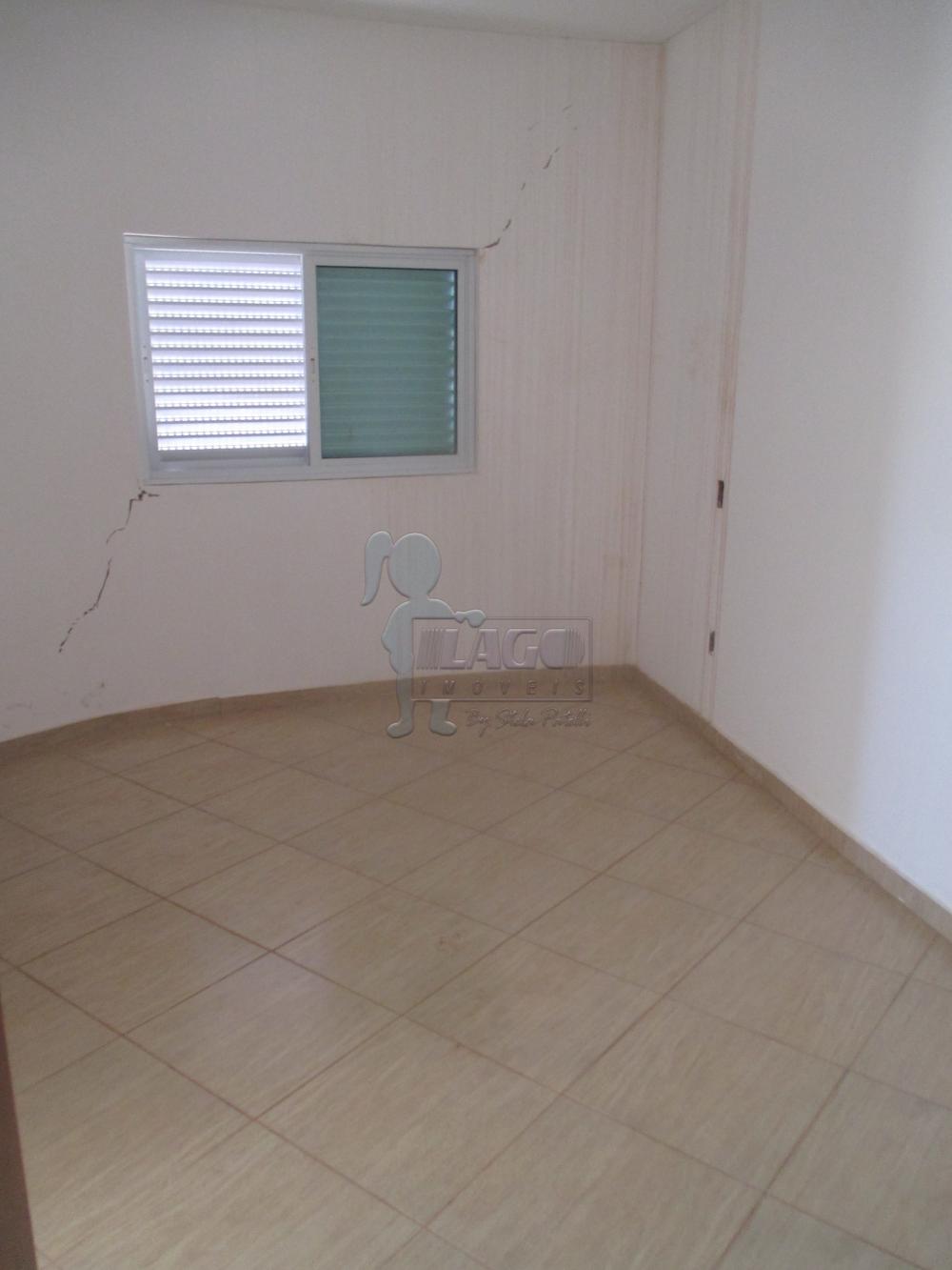 Alugar Apartamentos / Padrão em Ribeirão Preto R$ 1.000,00 - Foto 4