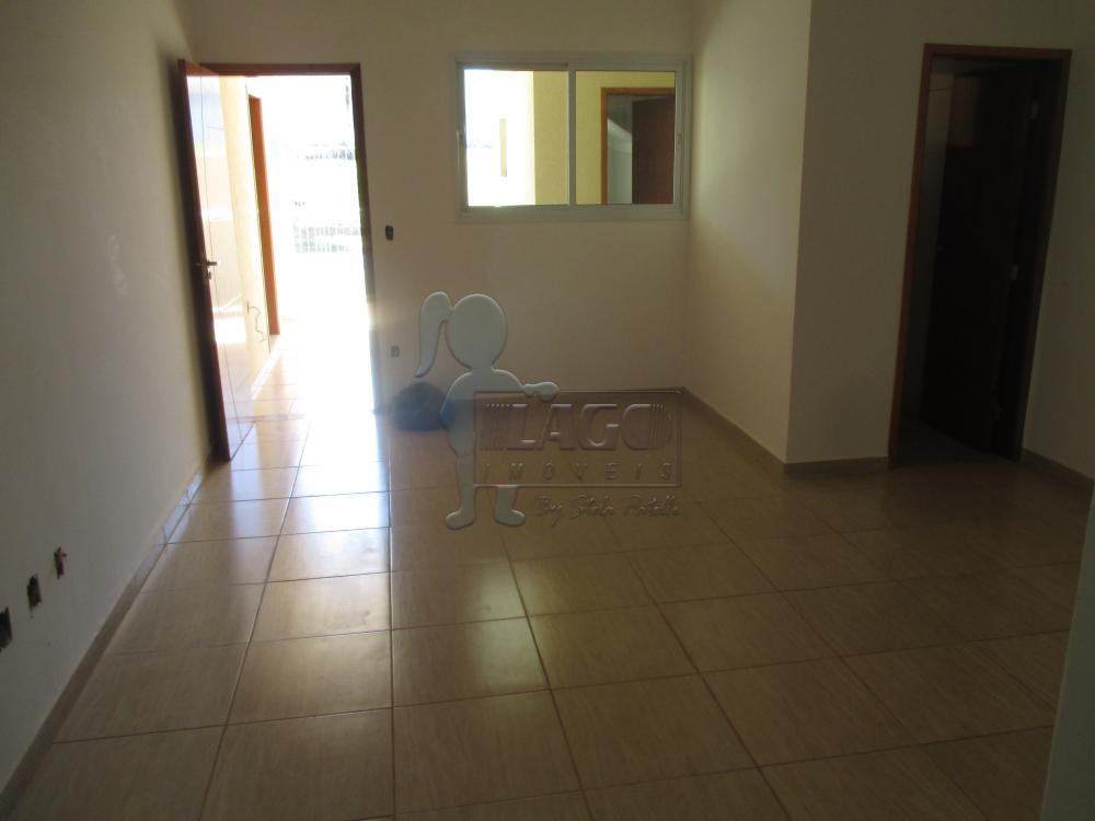 Alugar Apartamentos / Padrão em Ribeirão Preto R$ 1.000,00 - Foto 1