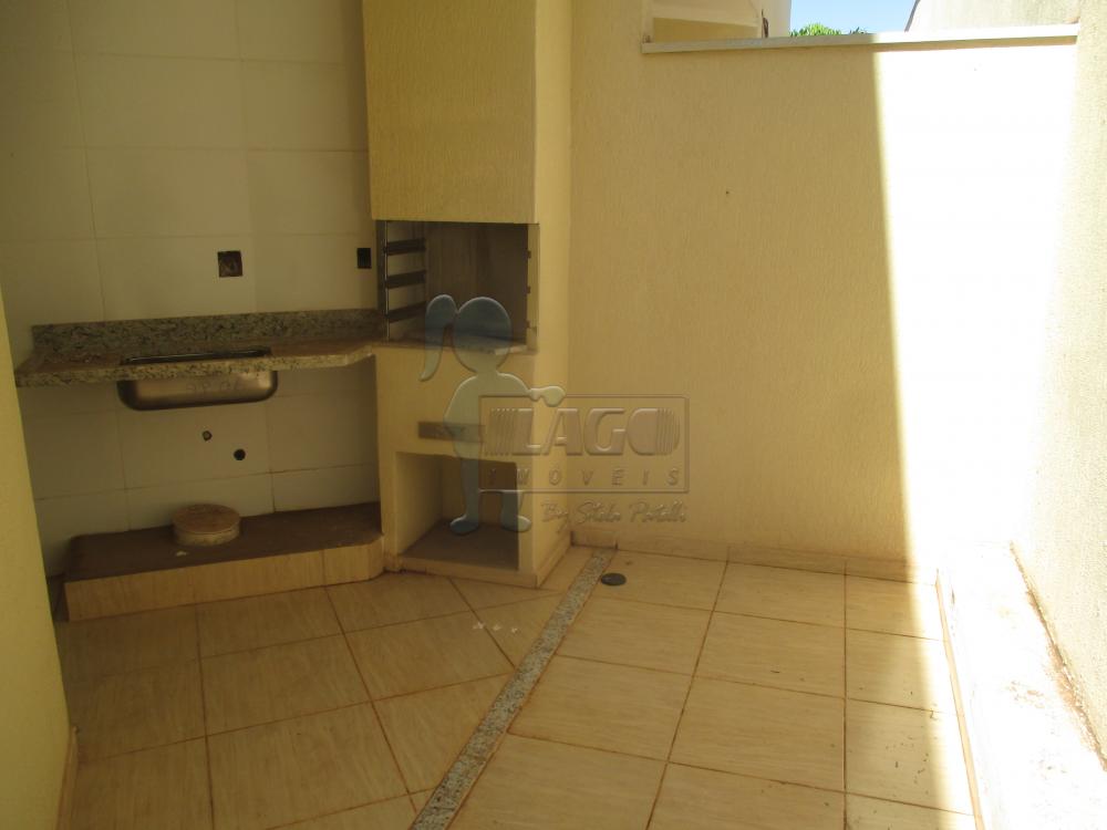 Alugar Apartamentos / Padrão em Ribeirão Preto R$ 1.600,00 - Foto 11