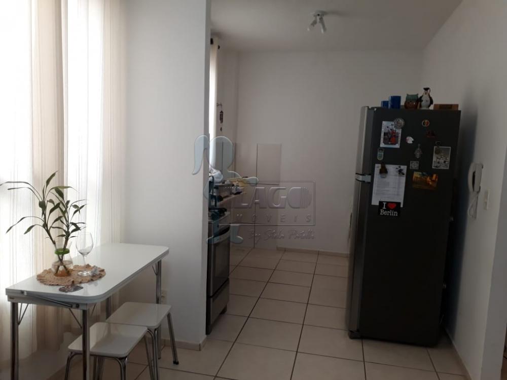 Comprar Apartamentos / Padrão em Ribeirão Preto R$ 162.000,00 - Foto 3