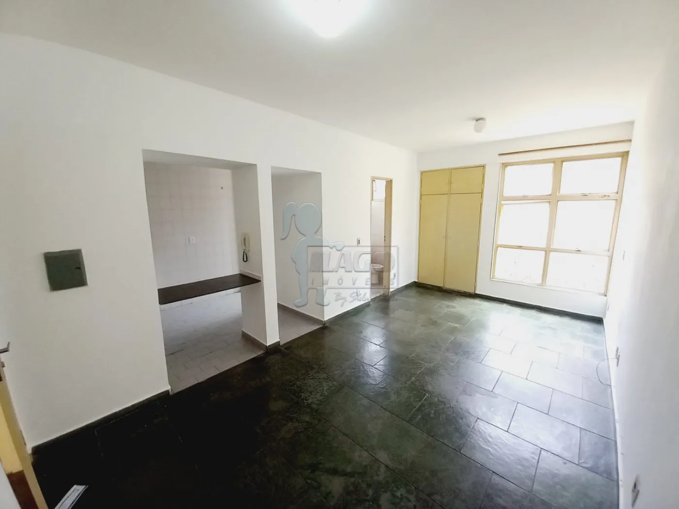 Alugar Apartamentos / Padrão em Ribeirão Preto R$ 550,00 - Foto 2