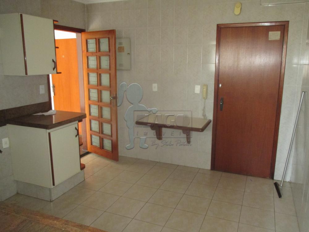 Alugar Apartamentos / Padrão em Ribeirão Preto R$ 1.200,00 - Foto 4