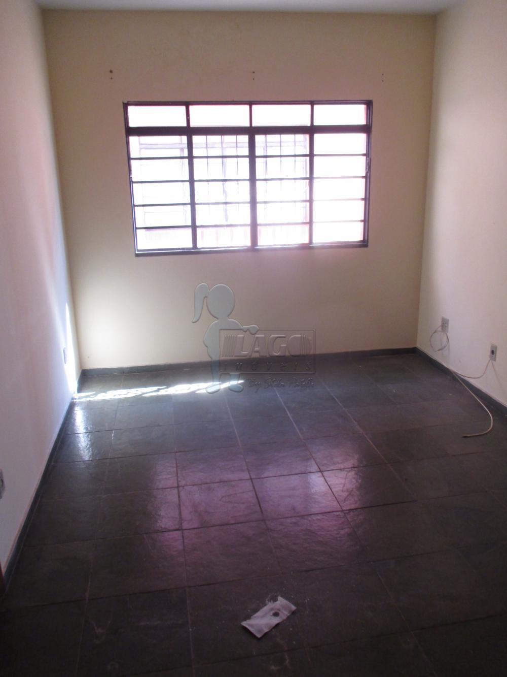 Alugar Apartamentos / Padrão em Ribeirão Preto R$ 670,00 - Foto 2