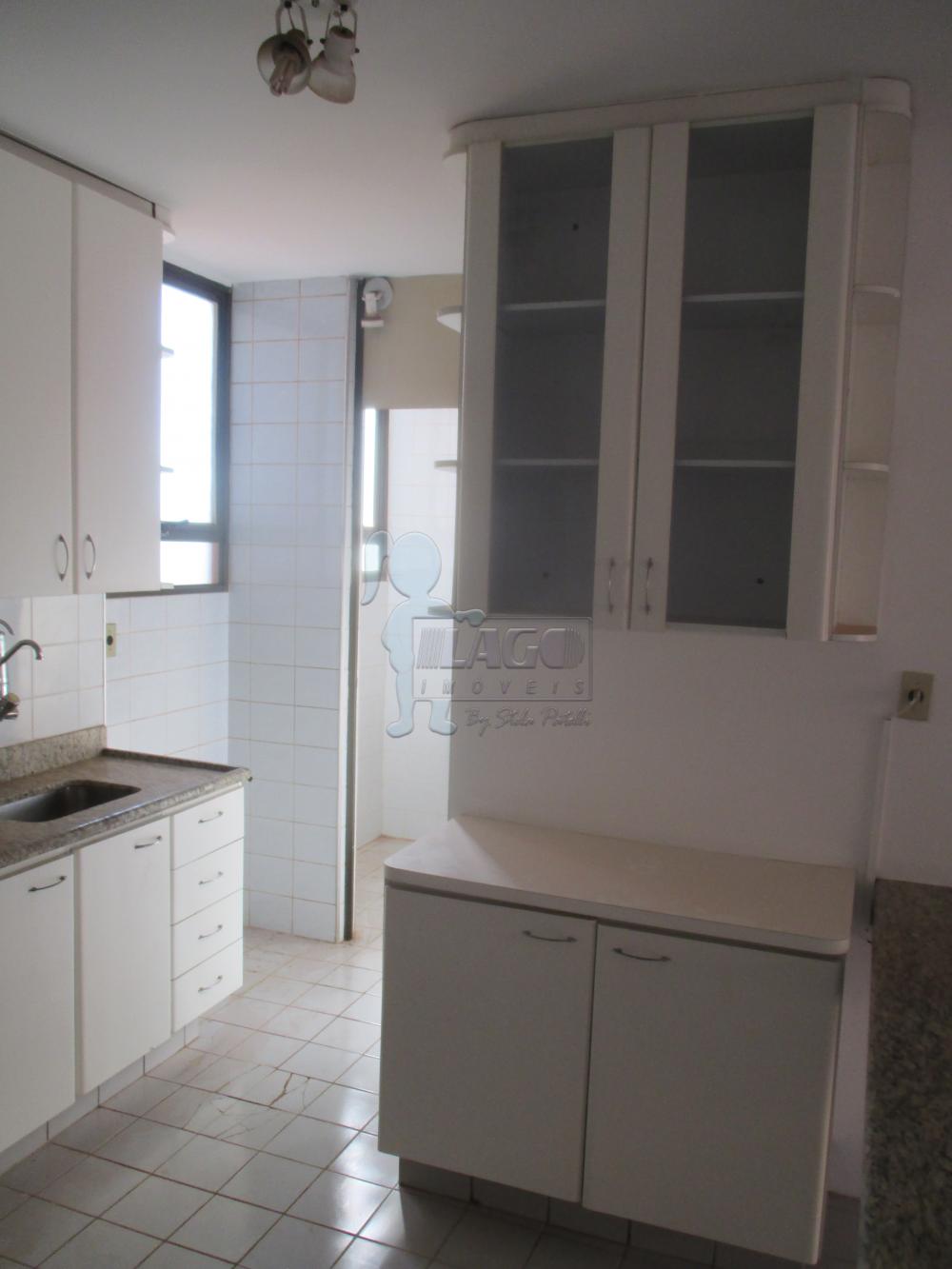 Alugar Apartamentos / Padrão em Ribeirão Preto R$ 700,00 - Foto 3