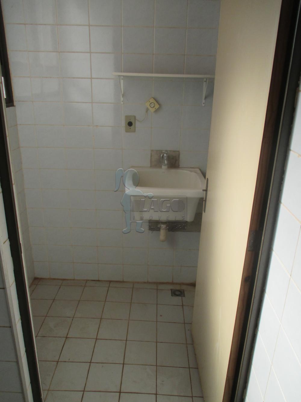 Alugar Apartamentos / Padrão em Ribeirão Preto R$ 700,00 - Foto 7