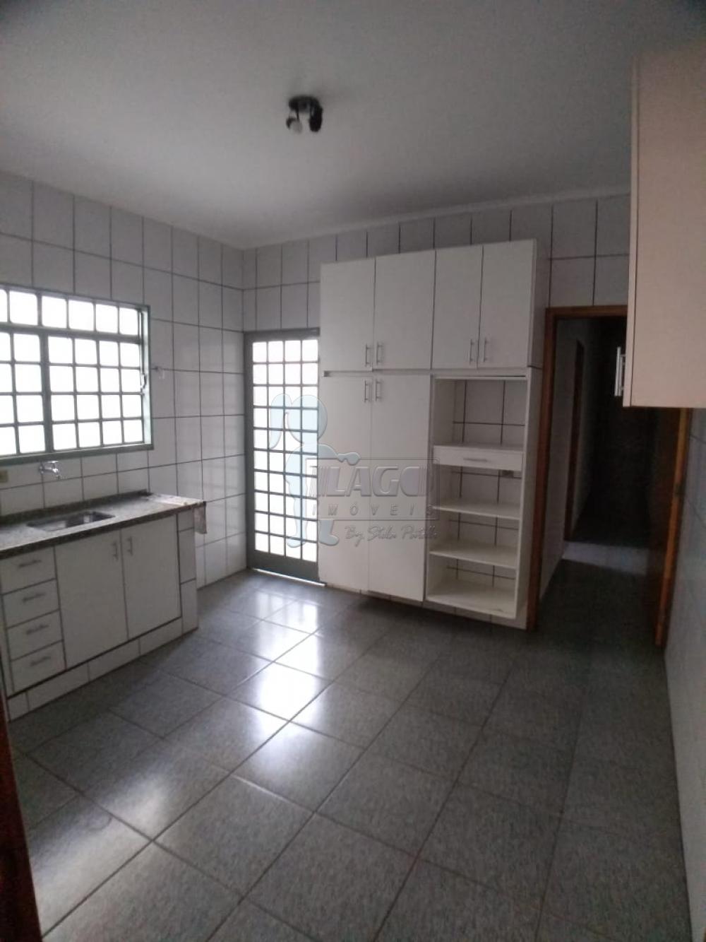 Alugar Casas / Padrão em Ribeirão Preto R$ 1.300,00 - Foto 6