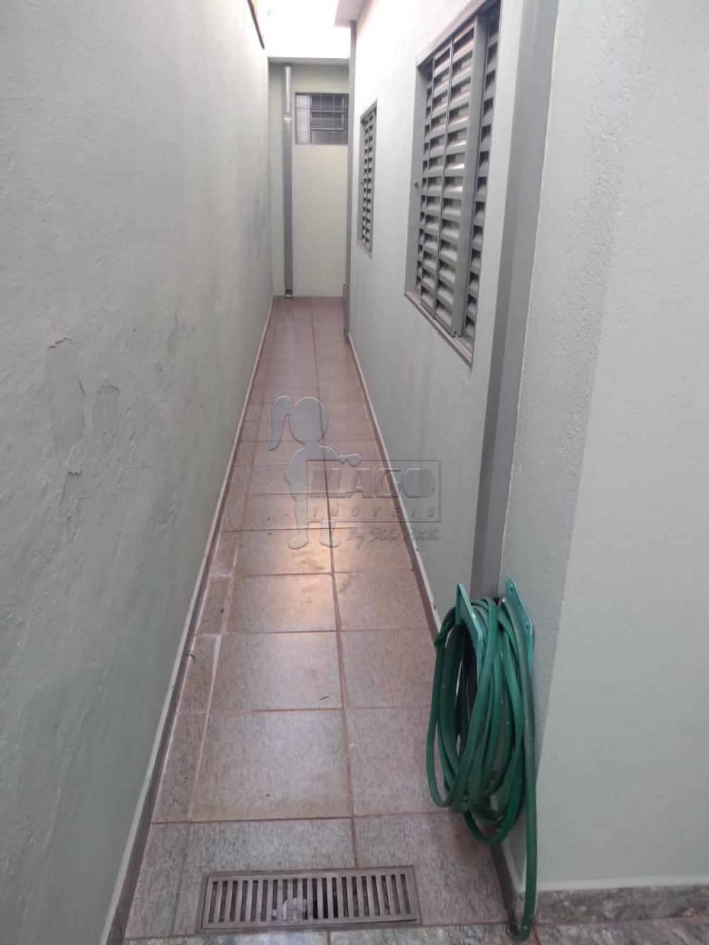 Alugar Casas / Padrão em Ribeirão Preto R$ 1.300,00 - Foto 12