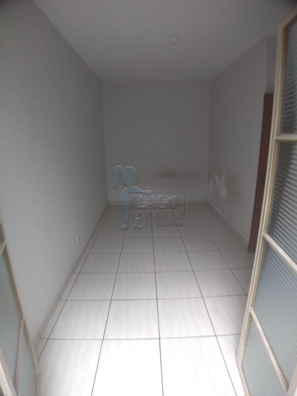 Alugar Casas / Padrão em Ribeirão Preto R$ 1.000,00 - Foto 7