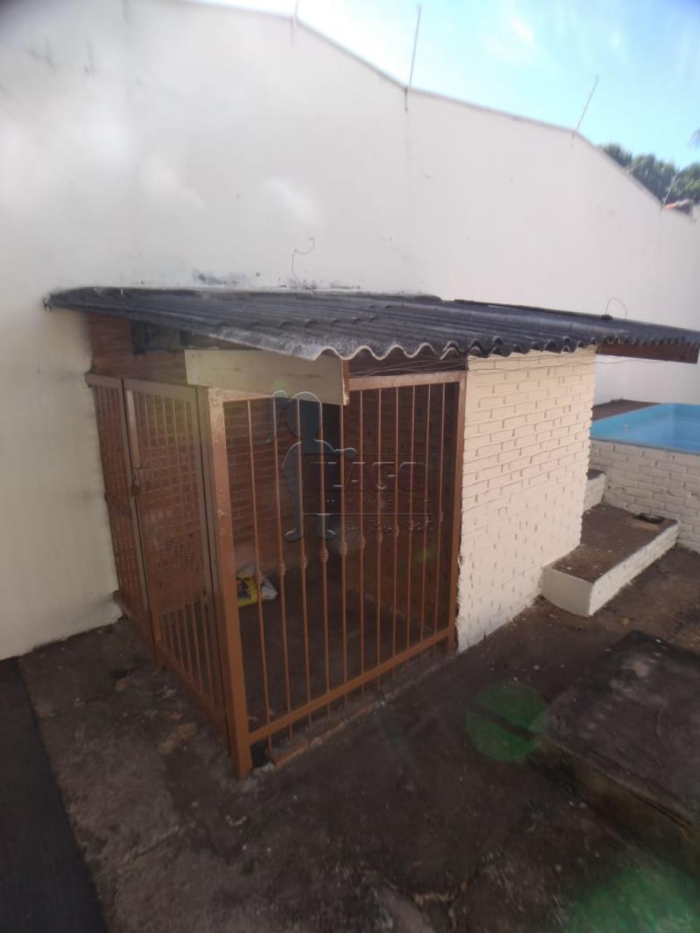 Alugar Casas / Padrão em Ribeirão Preto R$ 1.400,00 - Foto 4