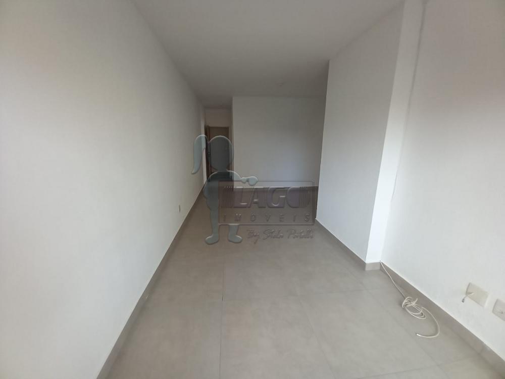 Alugar Apartamento / Padrão em Ribeirão Preto R$ 1.050,00 - Foto 2