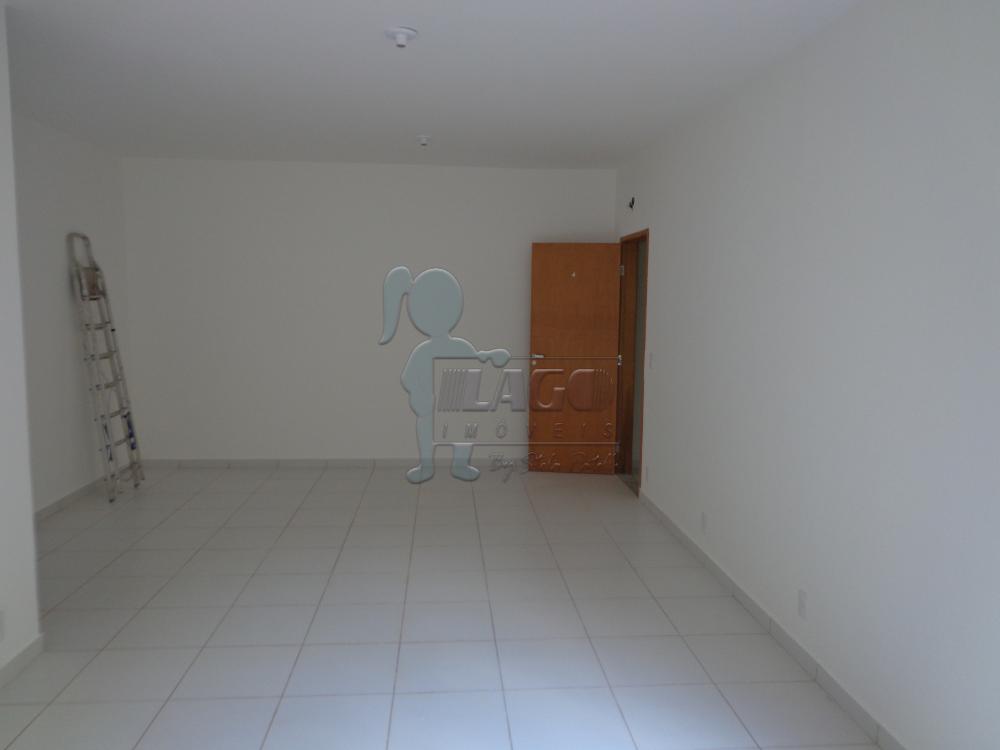 Alugar Apartamentos / Padrão em Ribeirão Preto R$ 750,00 - Foto 2