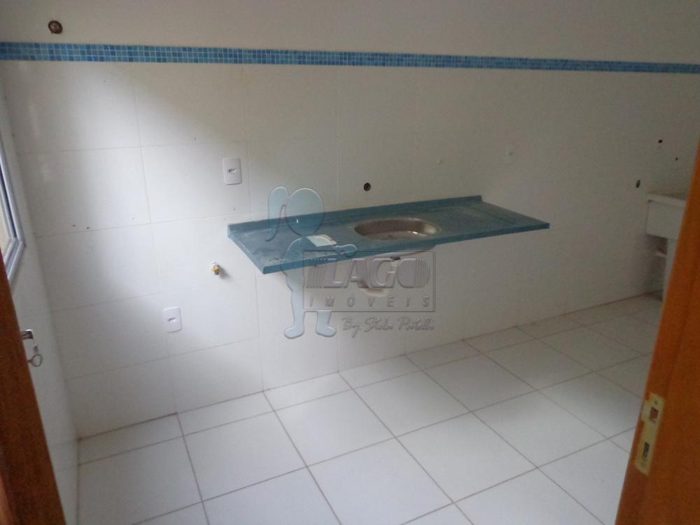 Alugar Apartamentos / Padrão em Ribeirão Preto R$ 750,00 - Foto 3