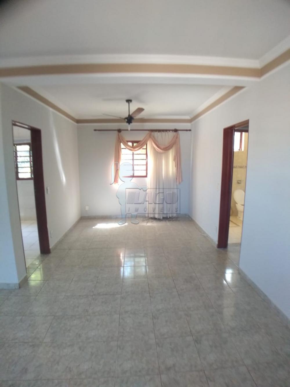 Alugar Apartamentos / Padrão em Ribeirão Preto R$ 900,00 - Foto 2